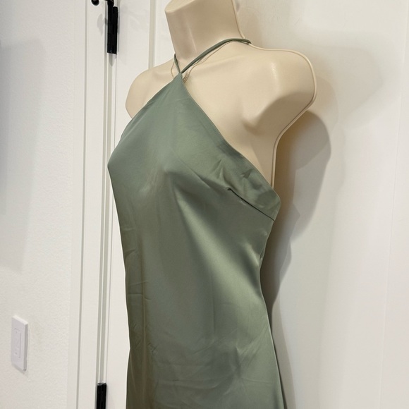 Billy J Chiara Maxi Dress Satin Halter Lace Up Open Back Green Size 8  Bridesmaid - mordernwear.com